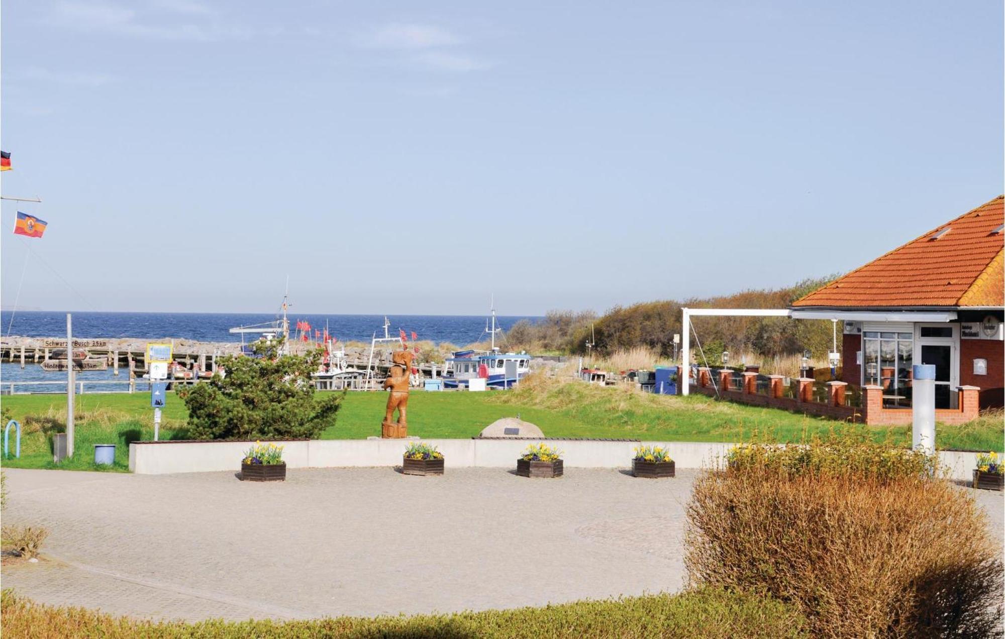 Nice Home In Insel Poel With House Sea View Екстер'єр фото